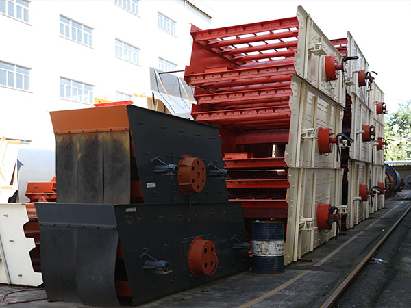 Production Workshop of Vibrating Screen